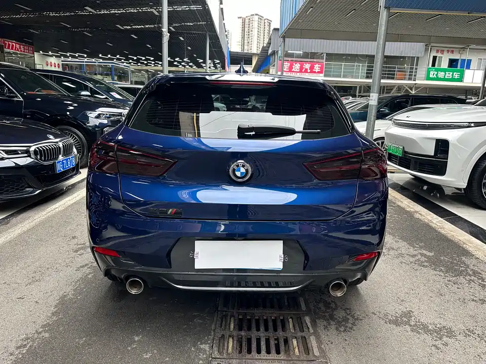 BMW X2
