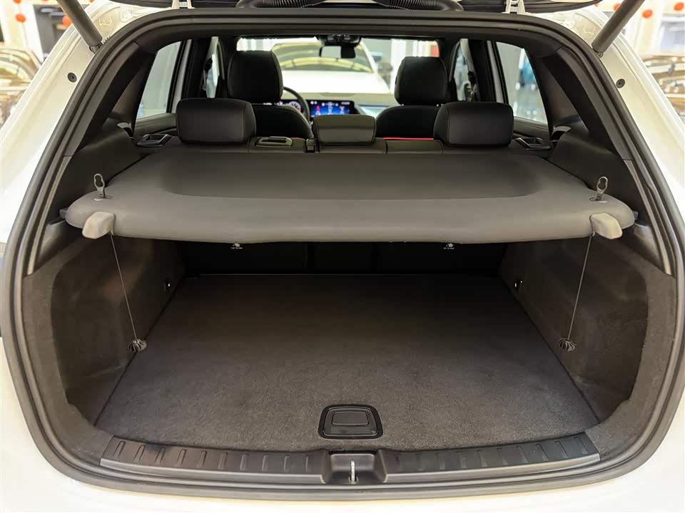 Mercedes-Benz GLA Mercedes-Benz GLA
