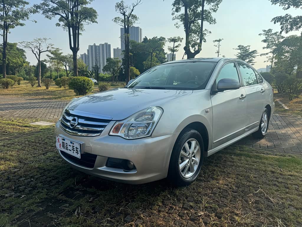 Nissan Sylphy 2012 1.6XE MT Comfort