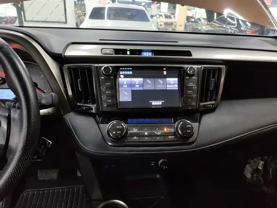 Toyota RAV4 Rongfang