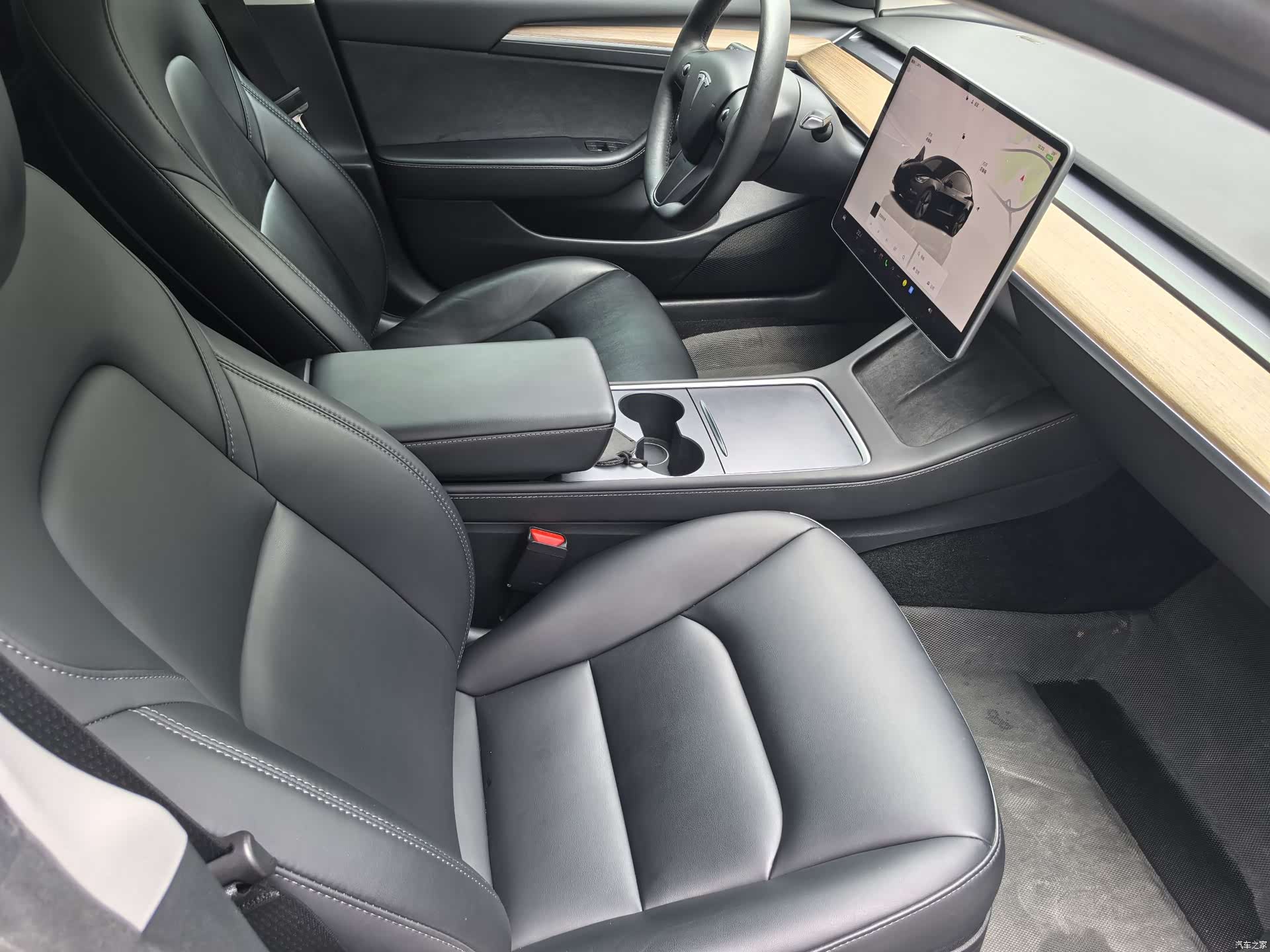 Tesla Model 3, 2023 9