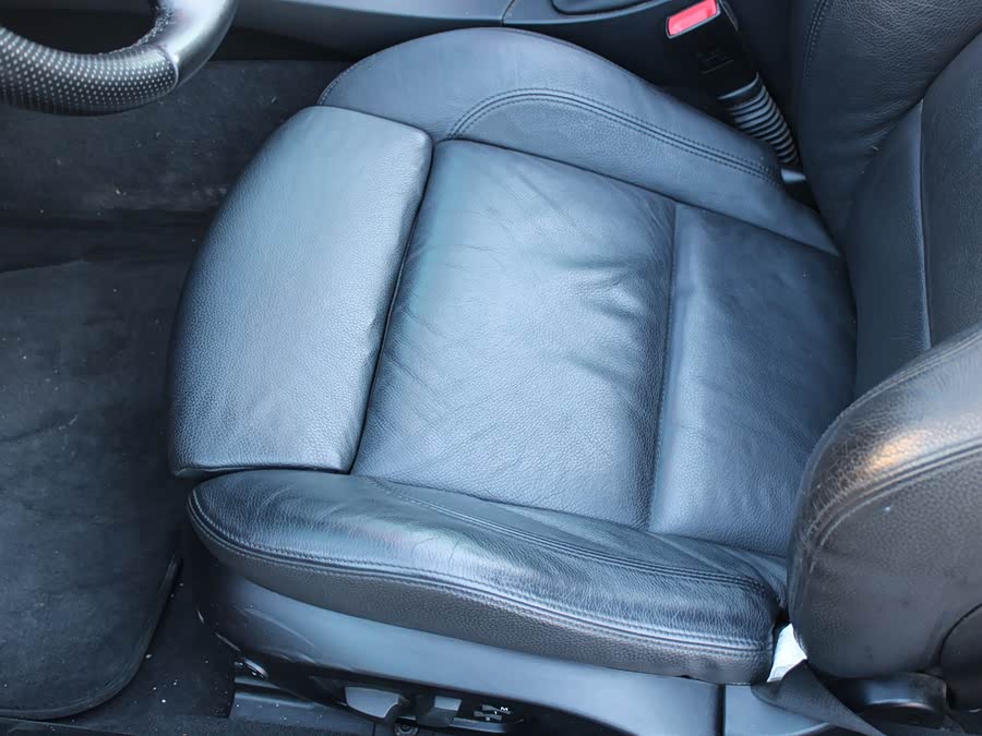BMW 3 Series 2011, фото 20