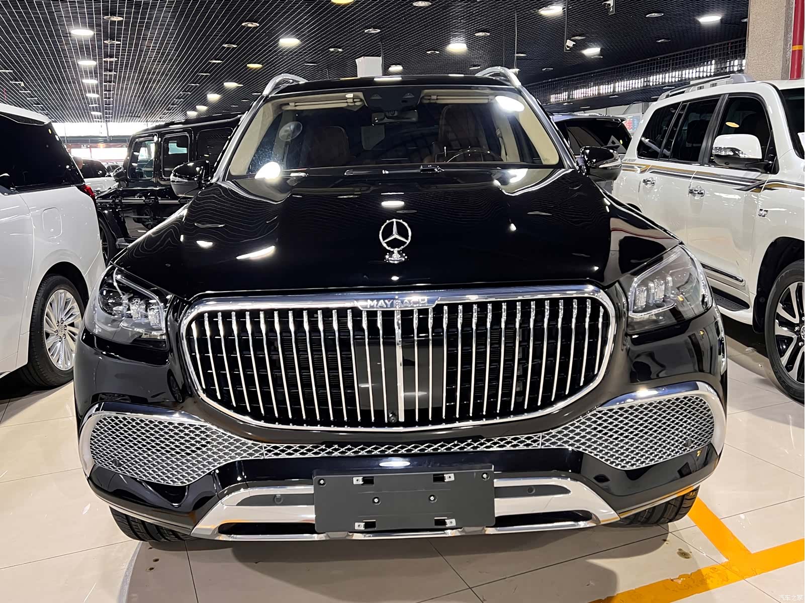 Maybach GLS, 2022 1