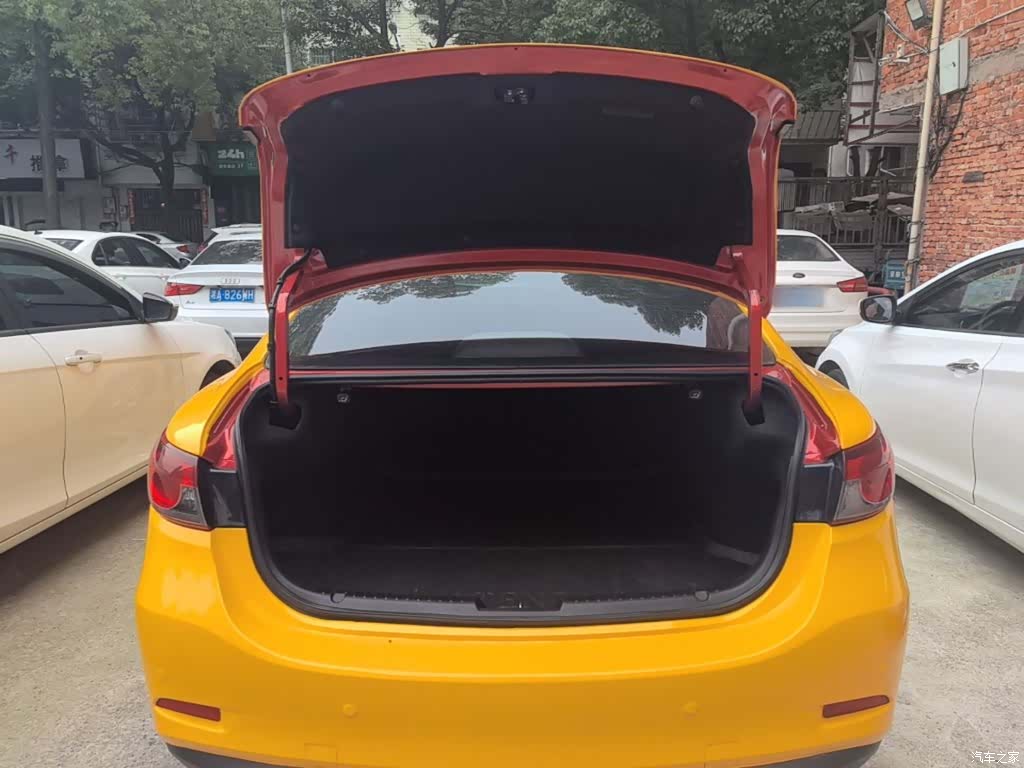 Mazda Atenza, 2015 19