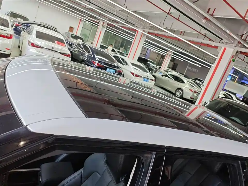 Land Rover Range Rover Aurora