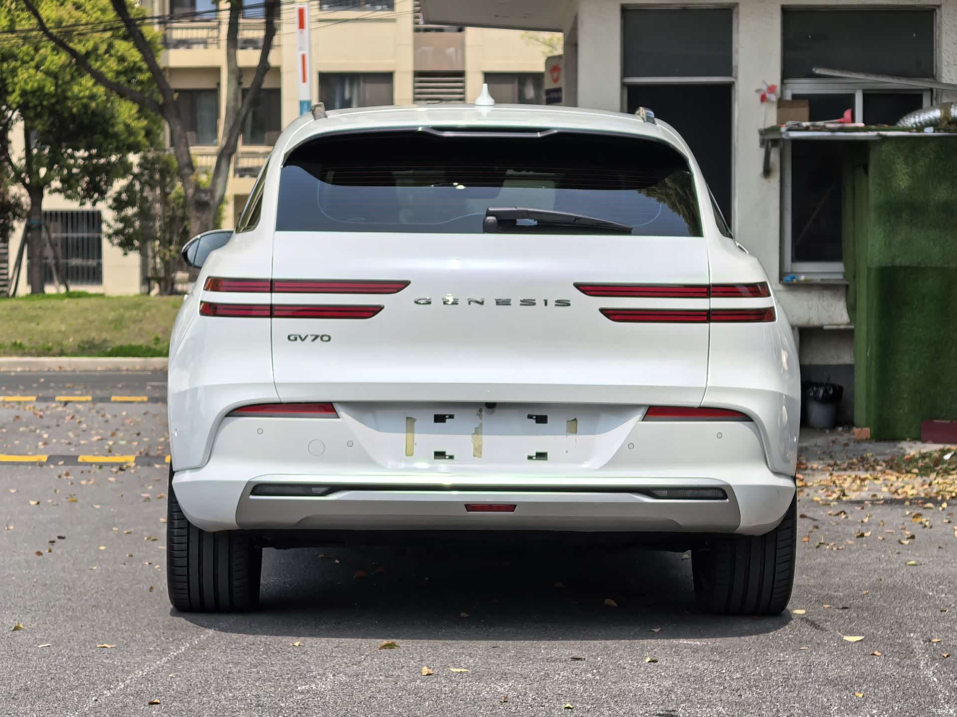 Genesis GV70, 2024 4