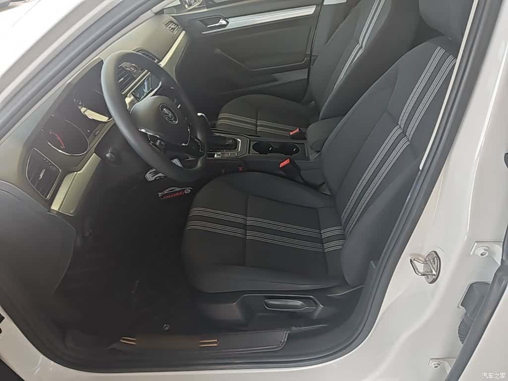 Volkswagen Lamando, 2018 15