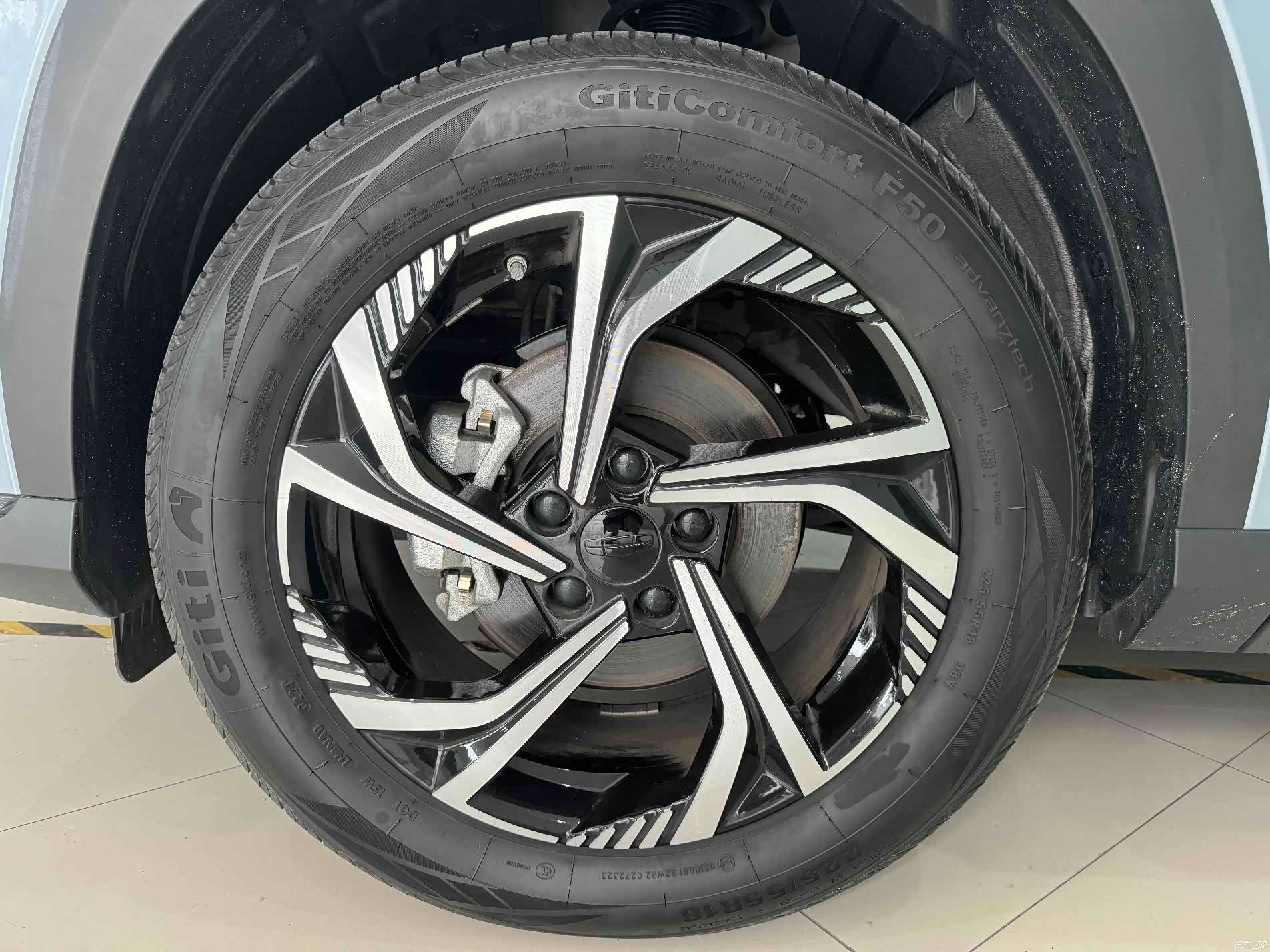 Geely Boyue, 2024 8