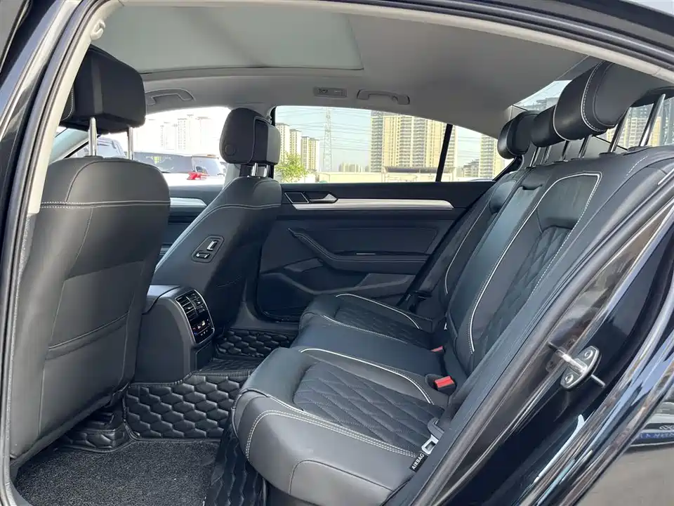 Volkswagen Magotan GTE