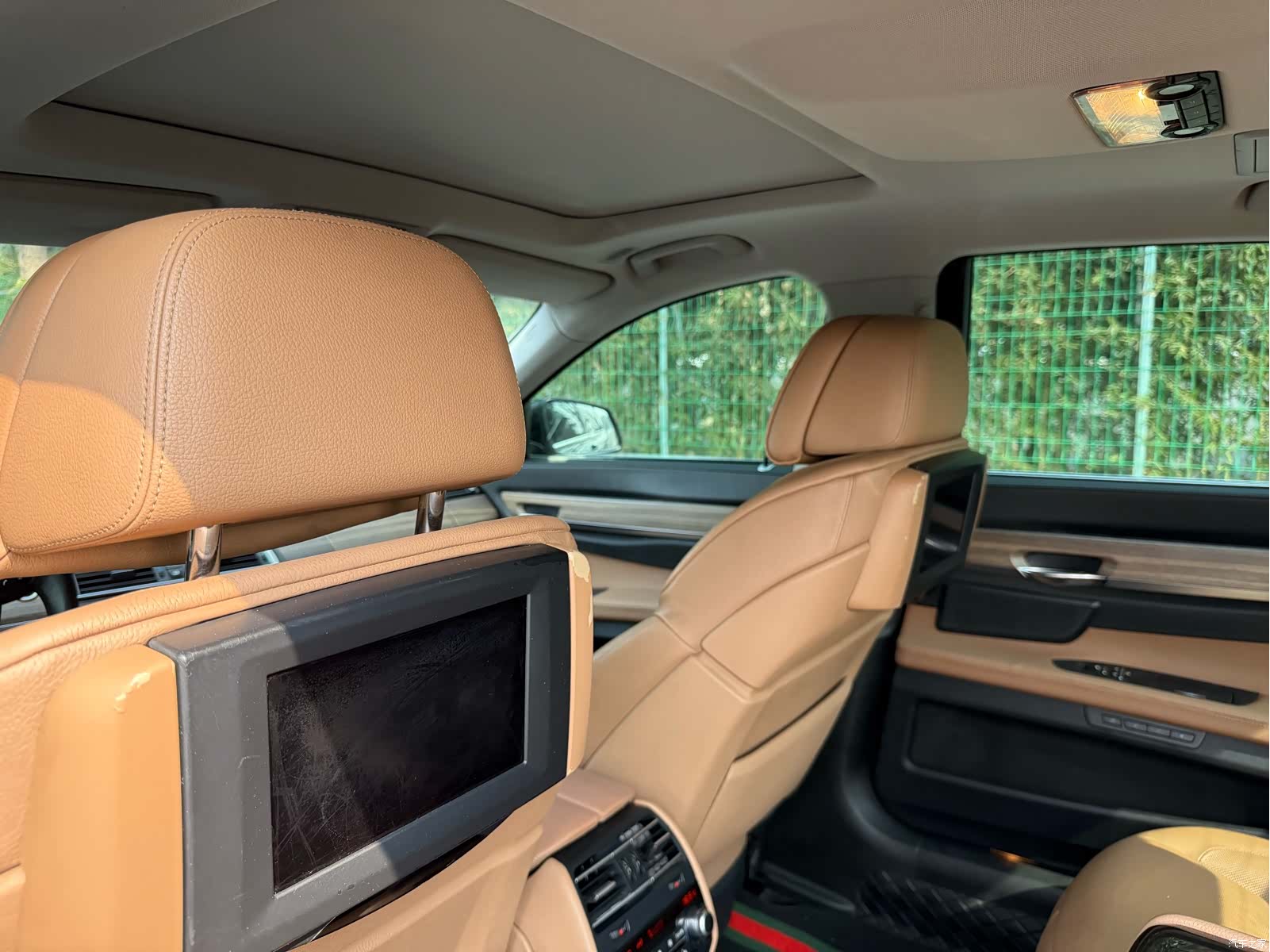 BMW 7 Series, 2011 10