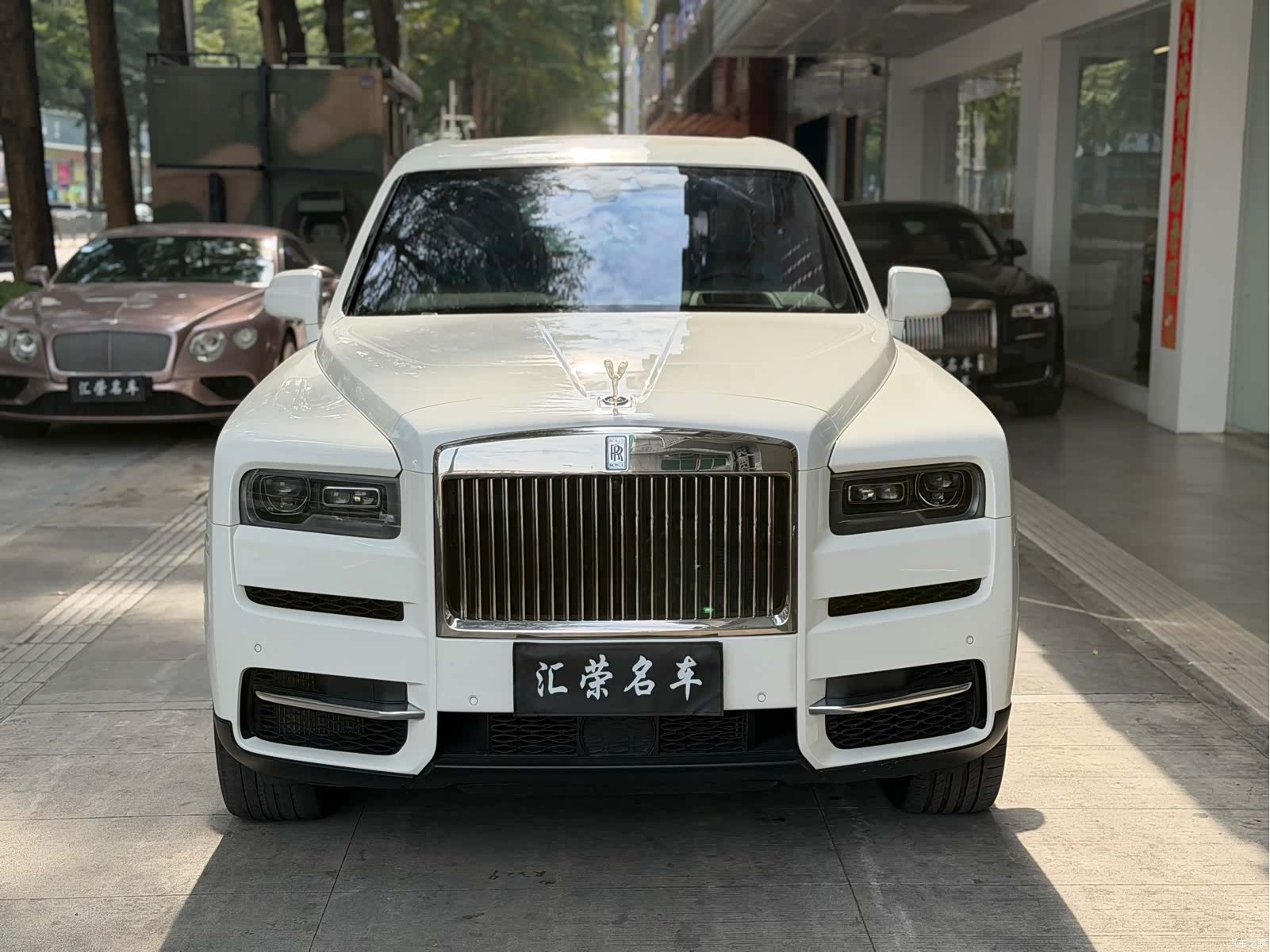 Rolls-Royce Cullinan, 2022 2