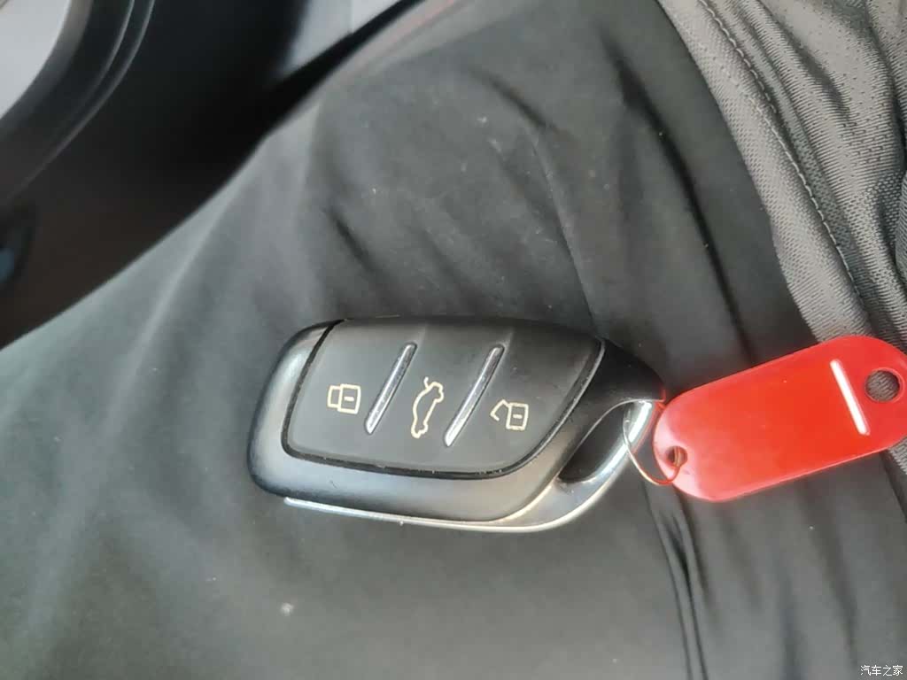 Roewe i5, 2025 9