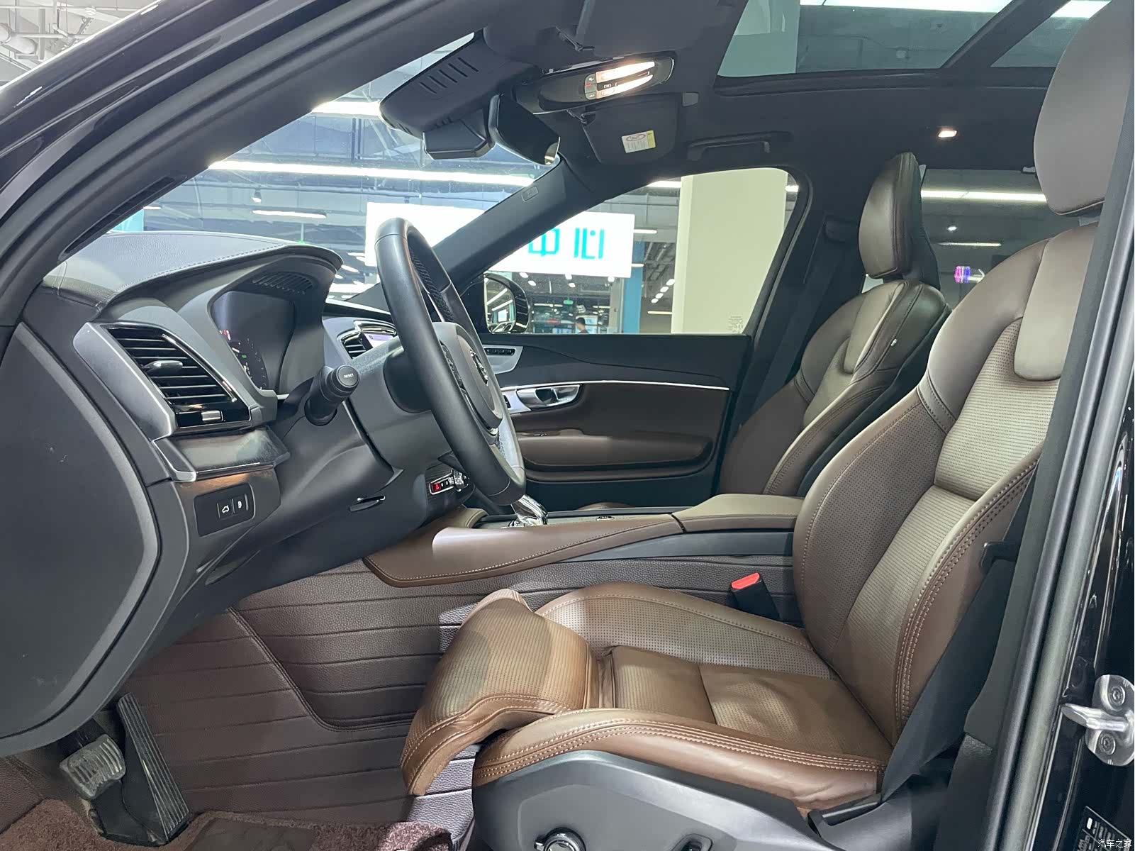 Volvo XC90, 2023 3