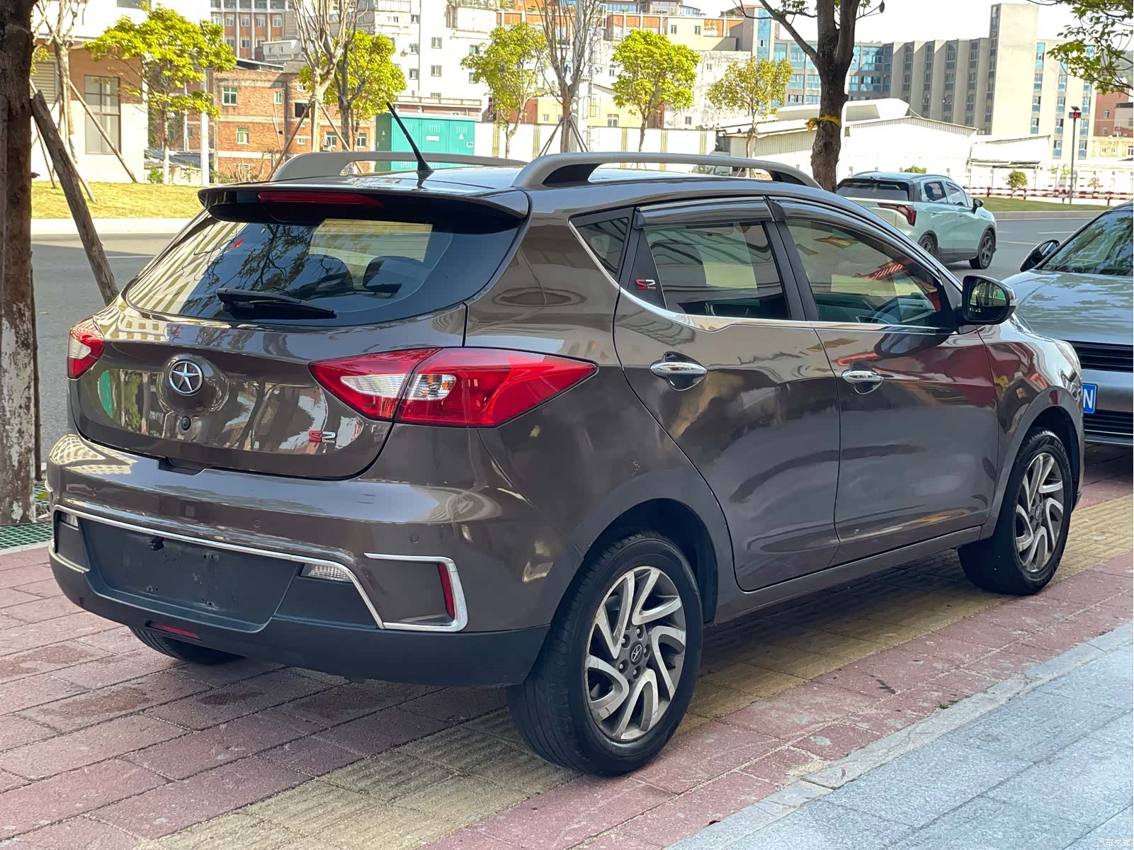 JAC S2, 2015 4