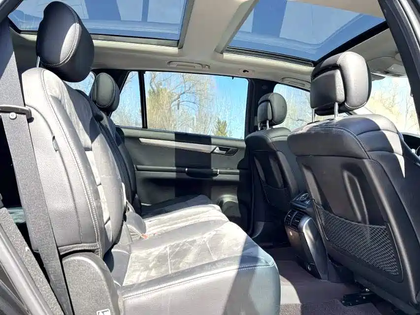 Mercedes-Benz R-class