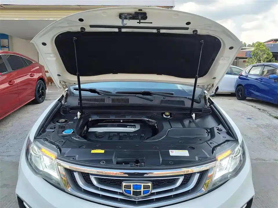Geely Atlas