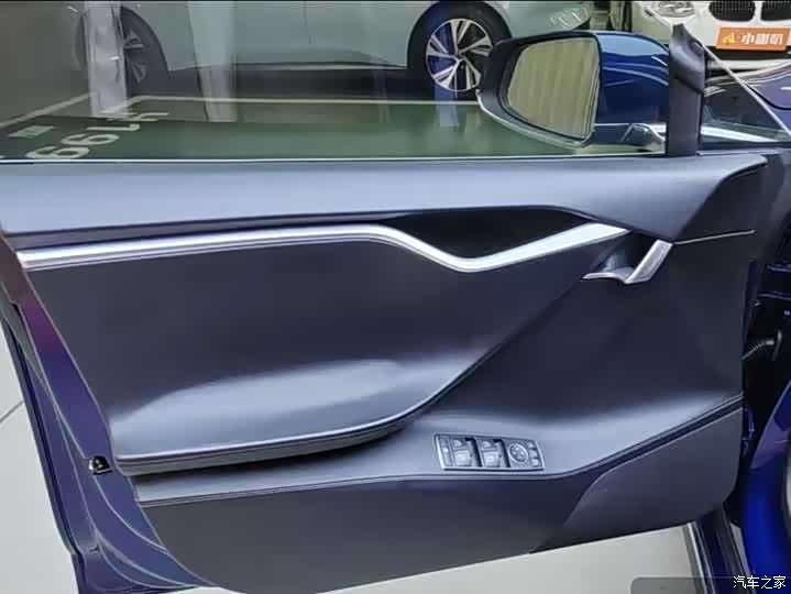 Tesla Model S, 2016 7