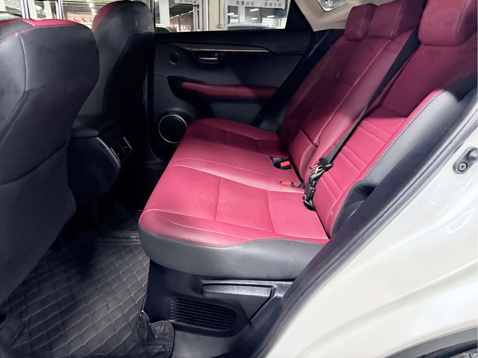 Lexus NX, 2021 10