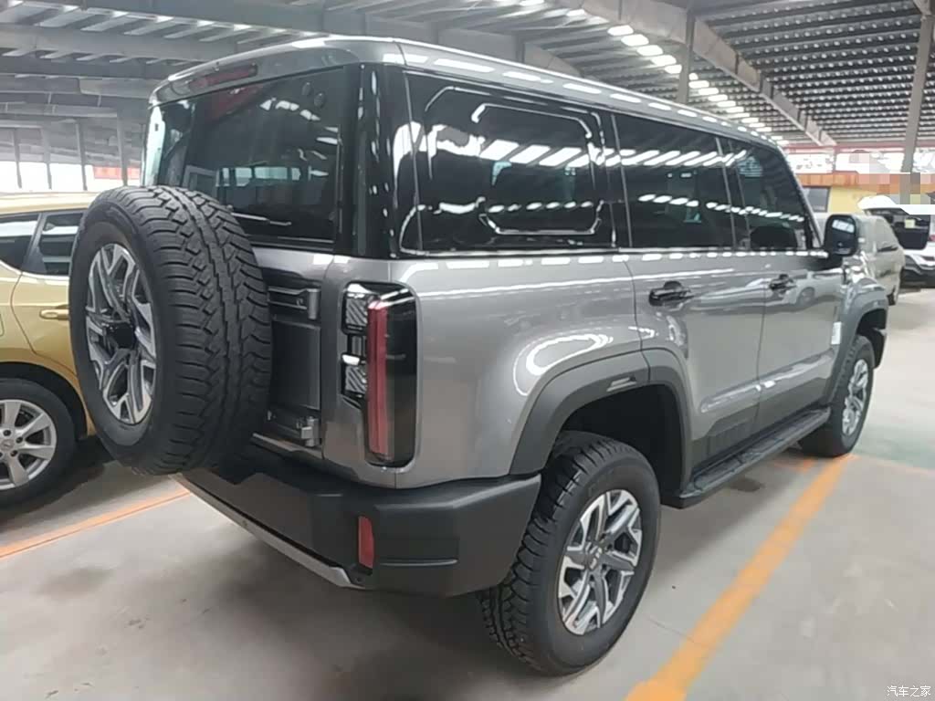 BAIC BJ40, 2025 7
