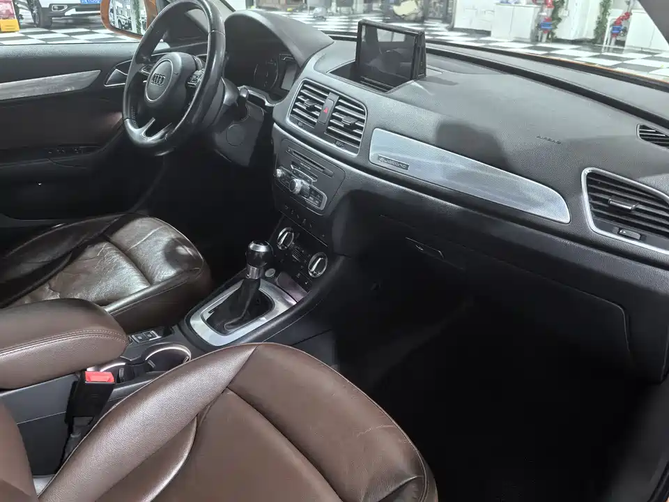 Audi Q3 Audi Q3