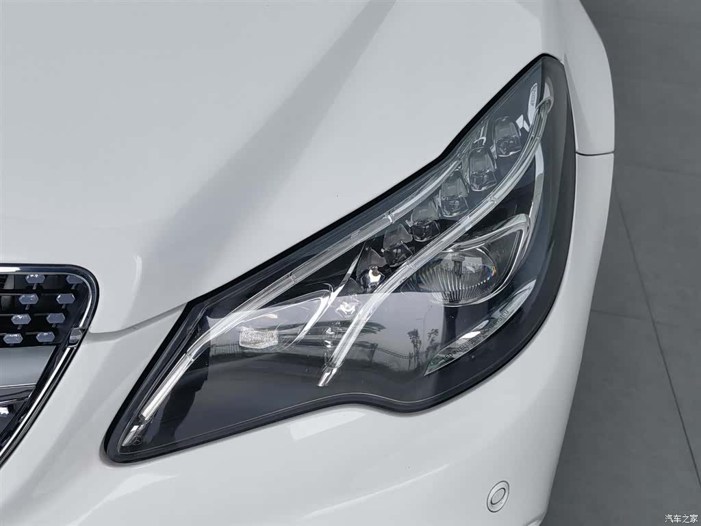 Mercedes-Benz E-Class, 2016 7