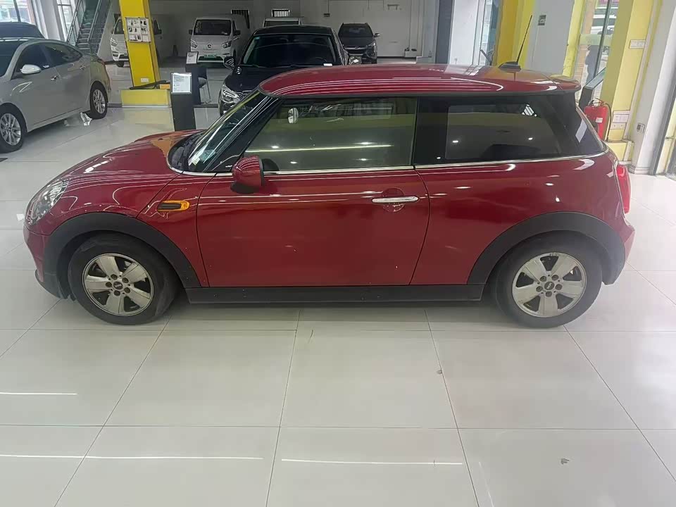 MINI MINI