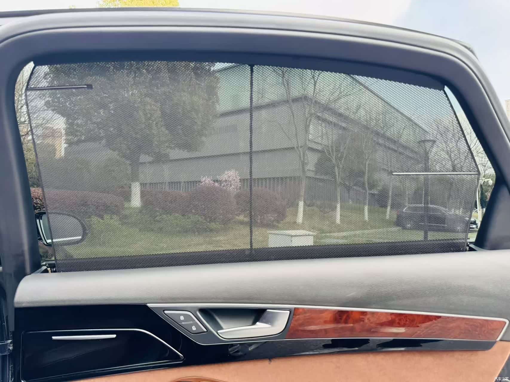 Audi A8L, 2011 15