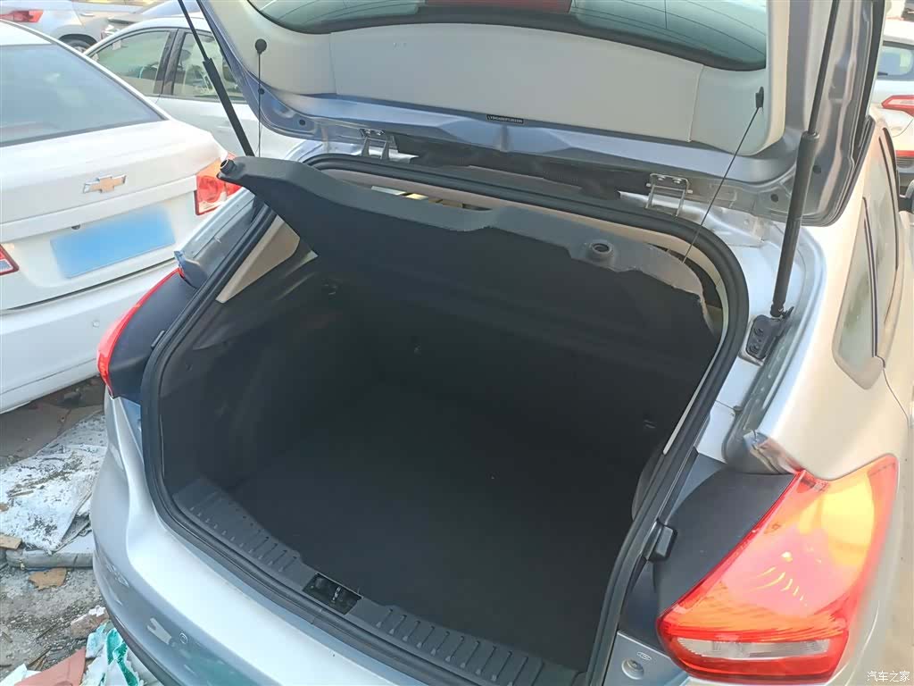 Ford Focus, 2016 9