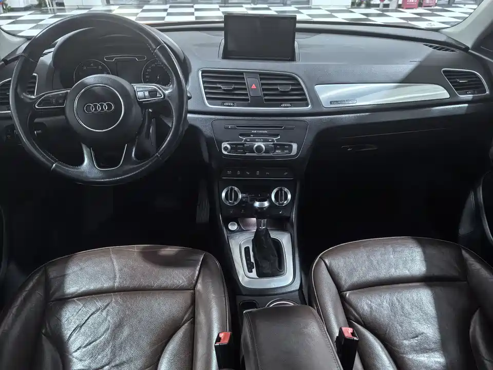 Audi Q3 Audi Q3