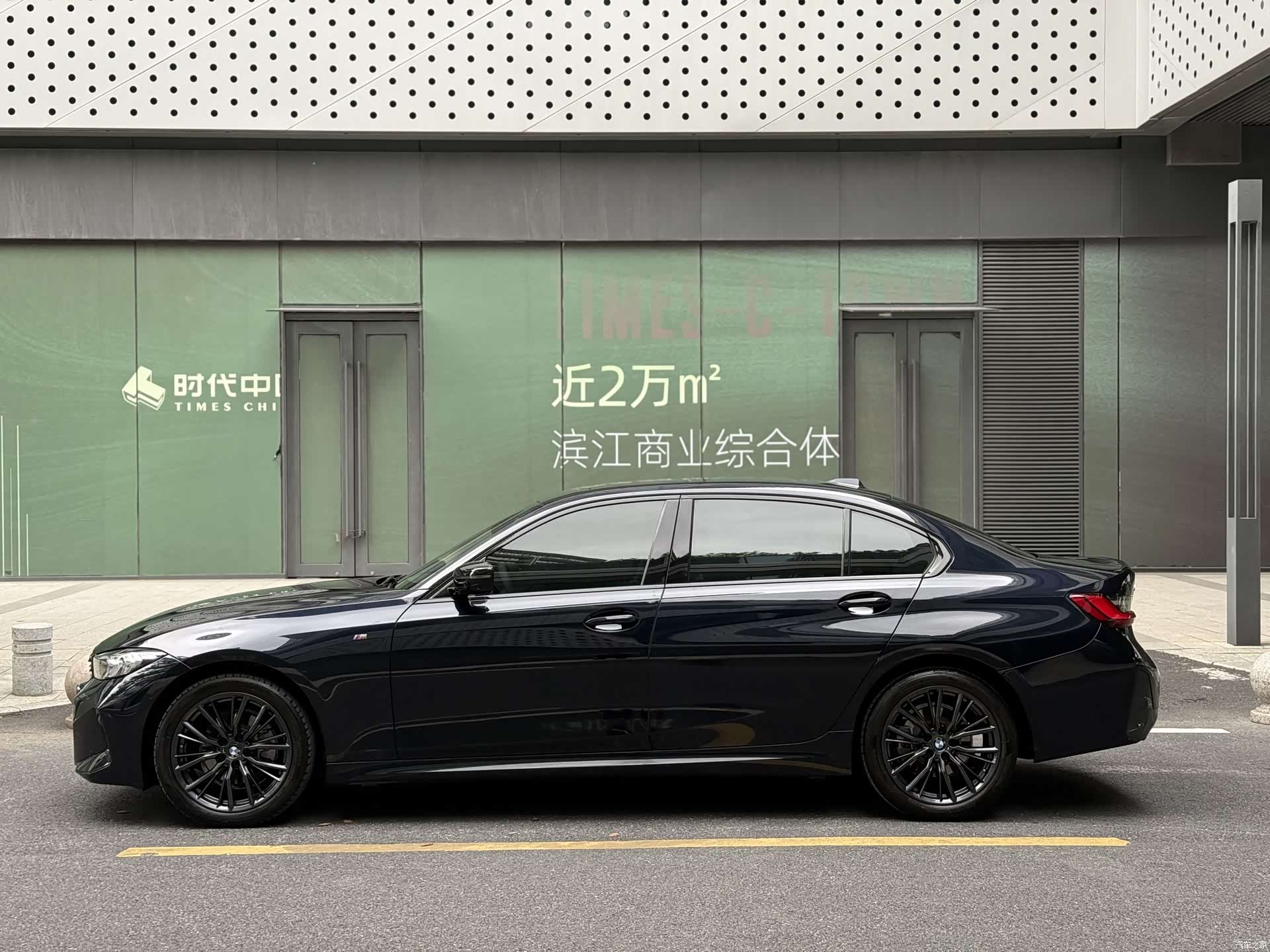 BMW 3 Series, 2024 все фото