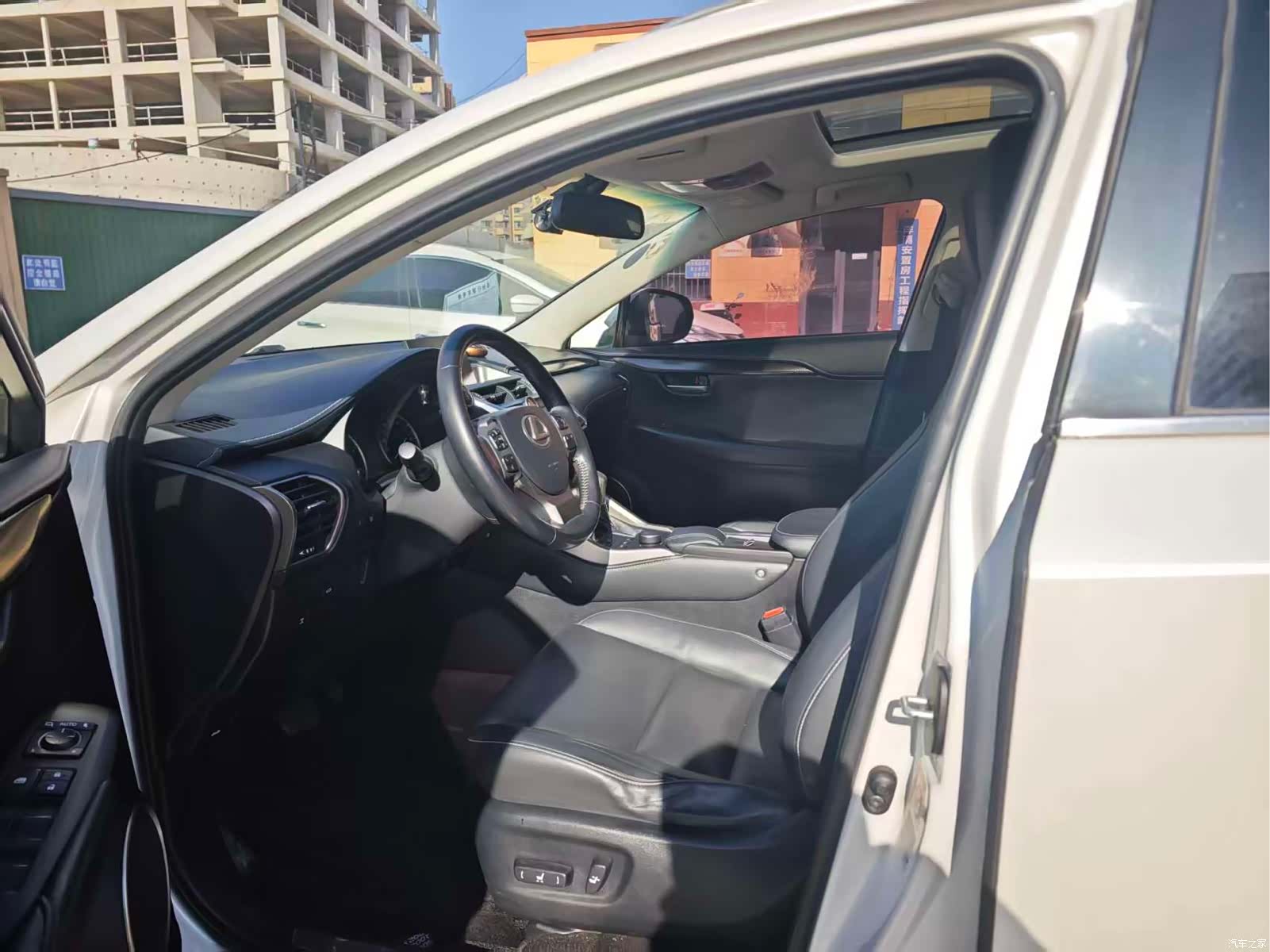 Lexus NX, 2015 8