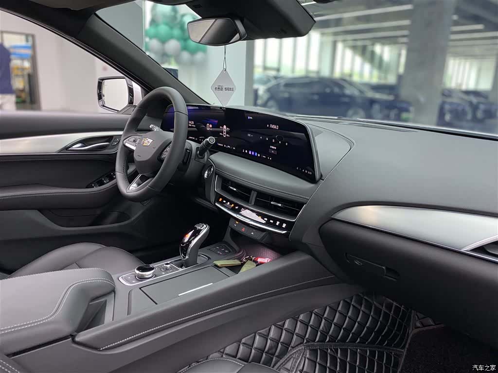 Cadillac CT5, 2024 9