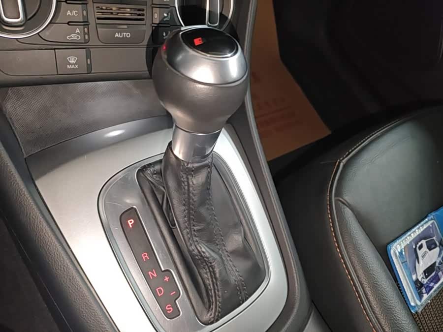 Audi Q3 2019, фото 14