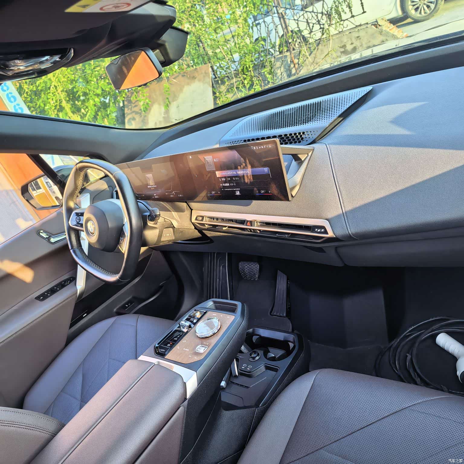 BMW iX, 2023 6