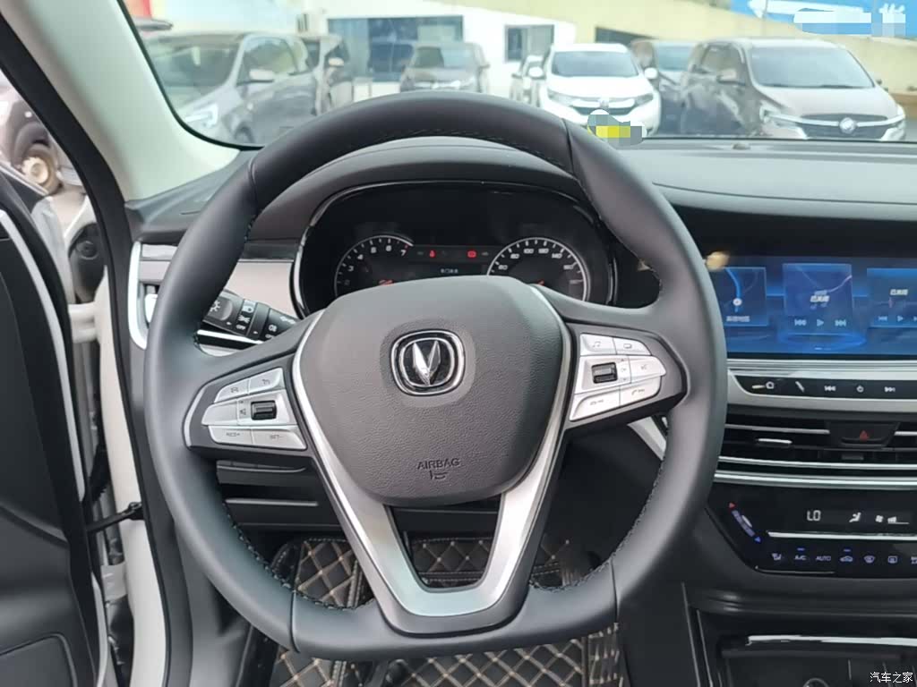 Changan CS35, 2023 11