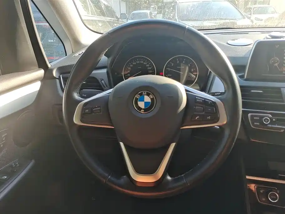 BMW 2 series station wagon