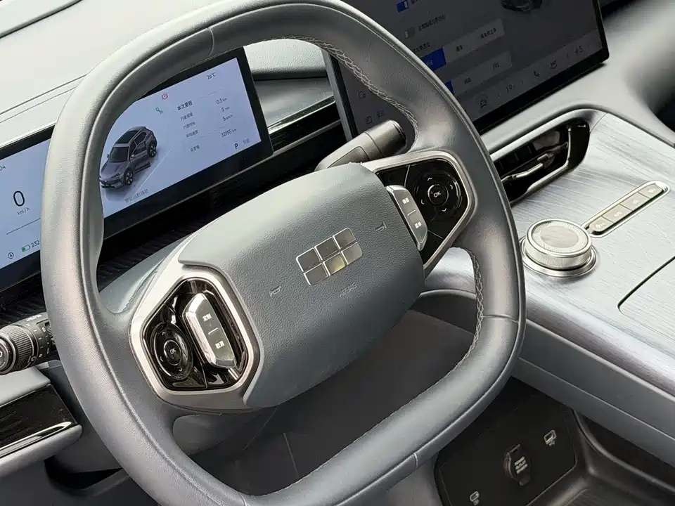 Geely Galaxy Galaxy E5