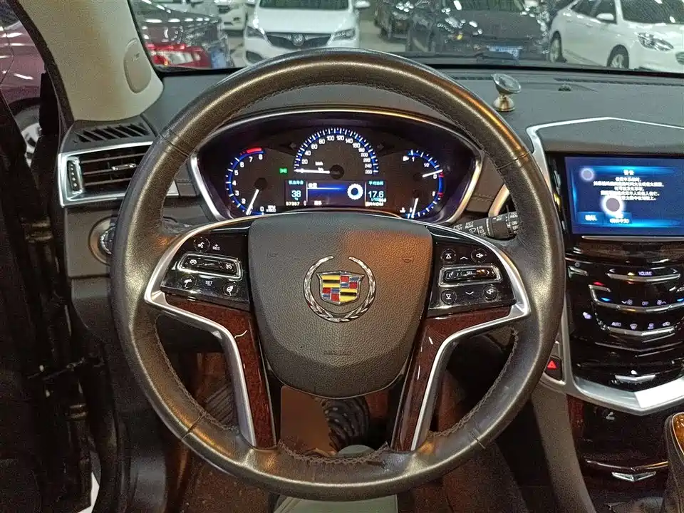 Cadillac SRX