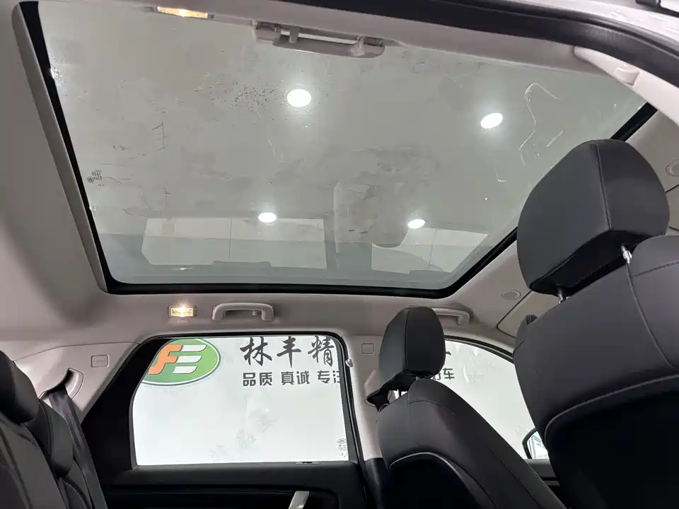 Land Rover Discover sports