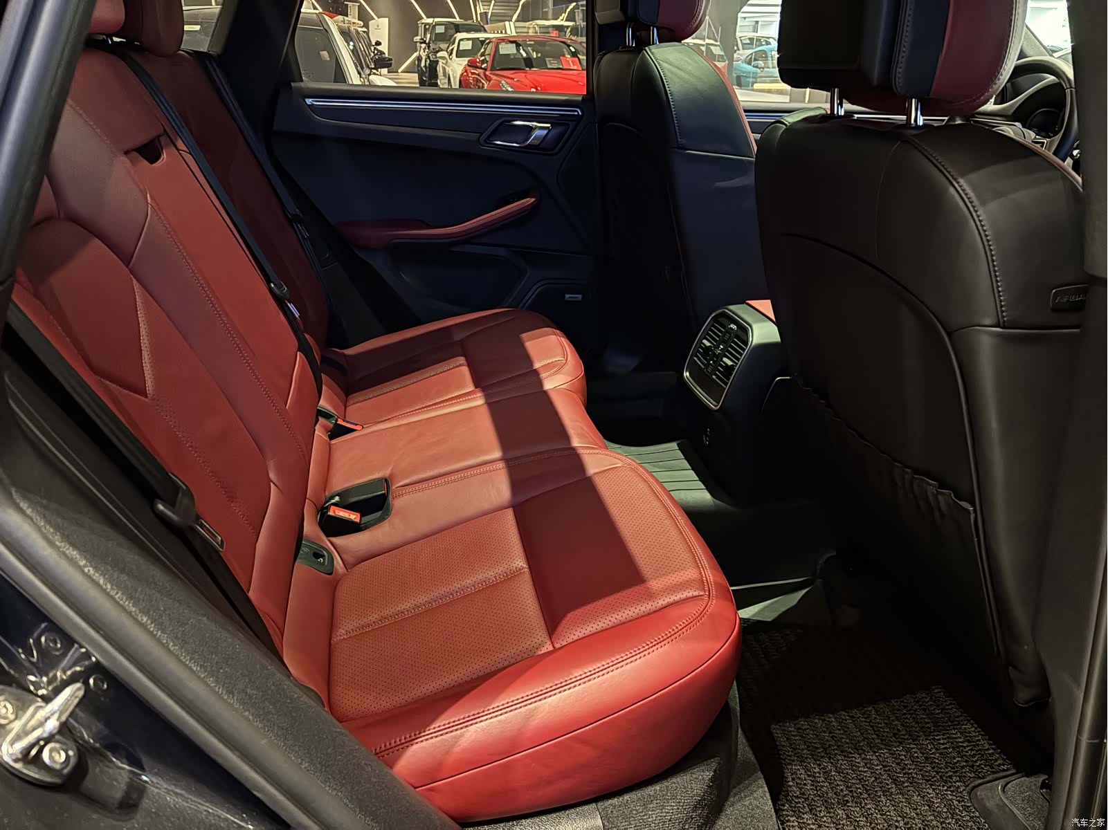 Porsche Macan, 2022 13