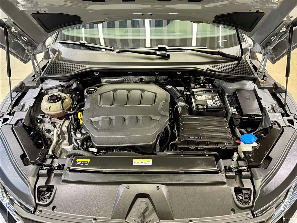 Volkswagen CC, 2024 12