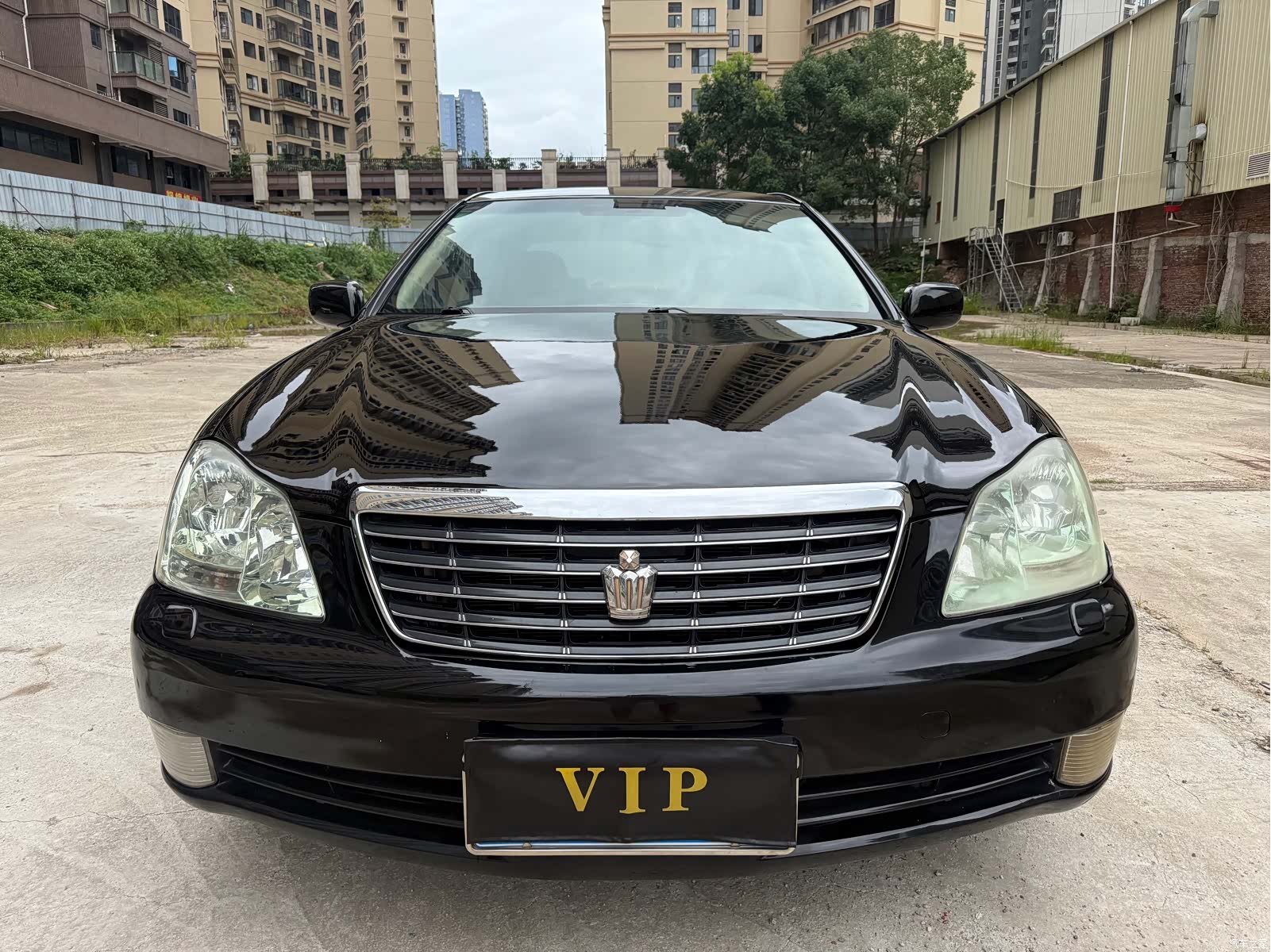 Toyota Crown, 2009 1