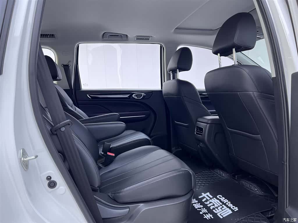Trumpchi M6, 2025 21