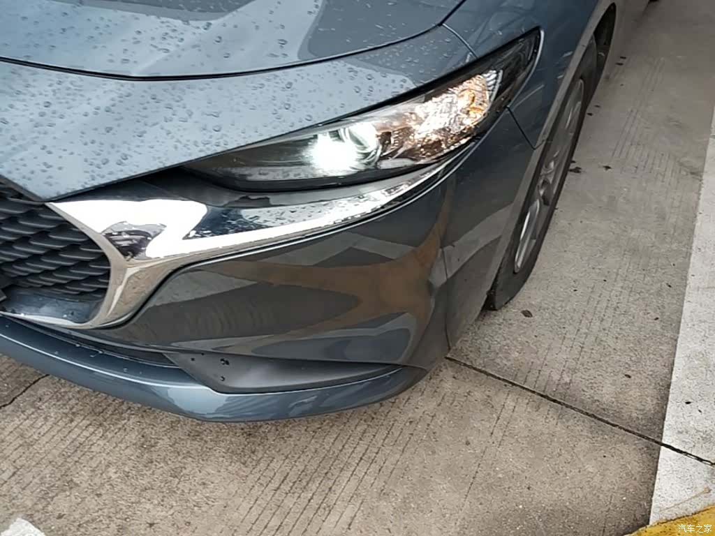 Mazda Mazda3, 2023 18