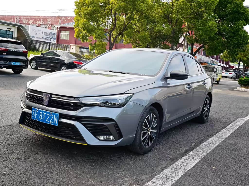 Roewe i5