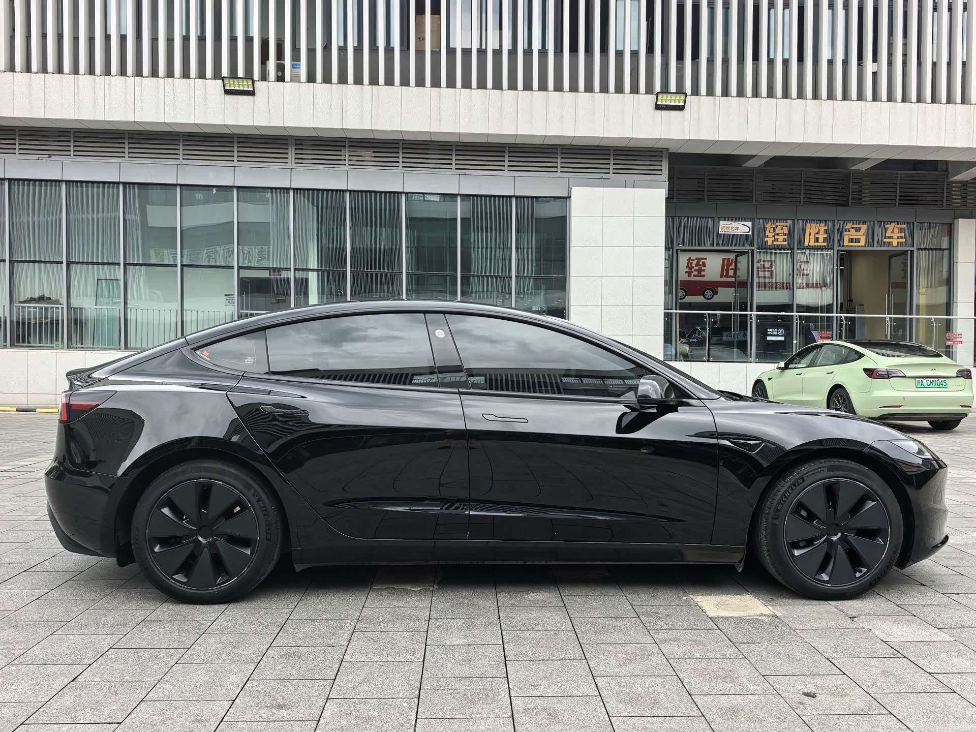 Tesla Model 3, 2024 3
