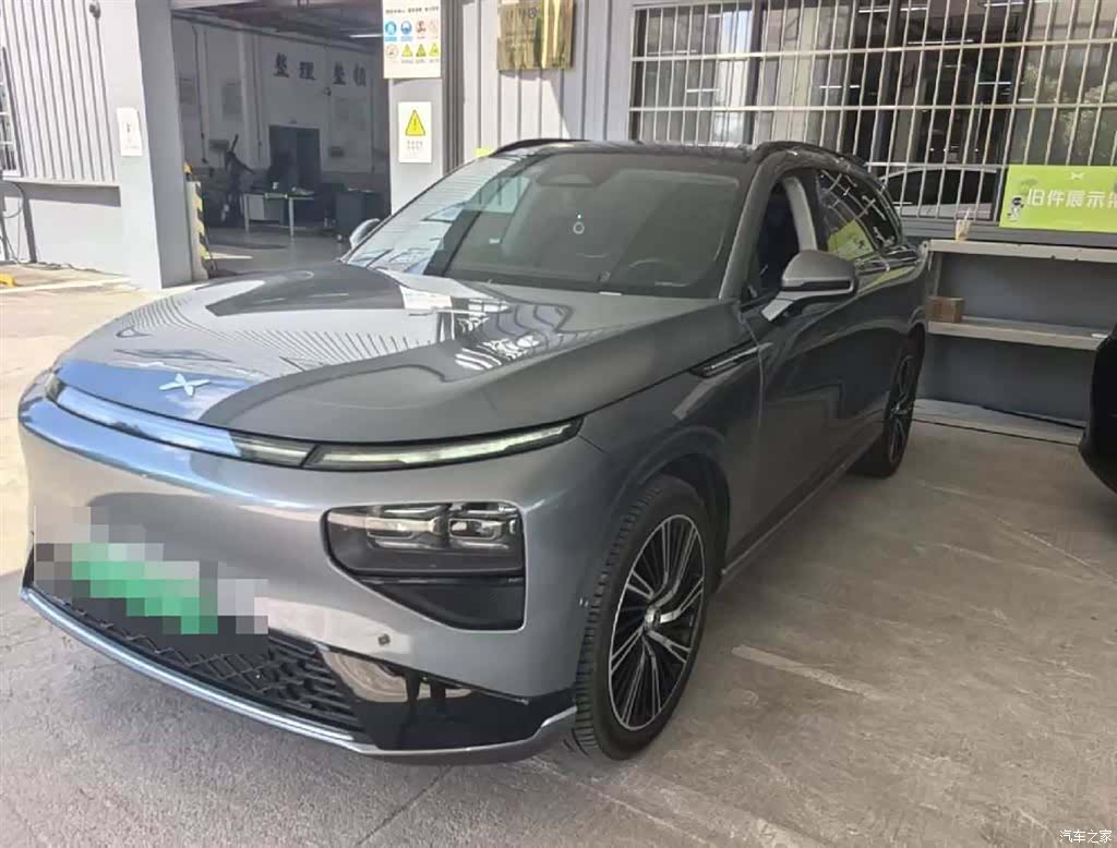 Xpeng G9, 2023 1