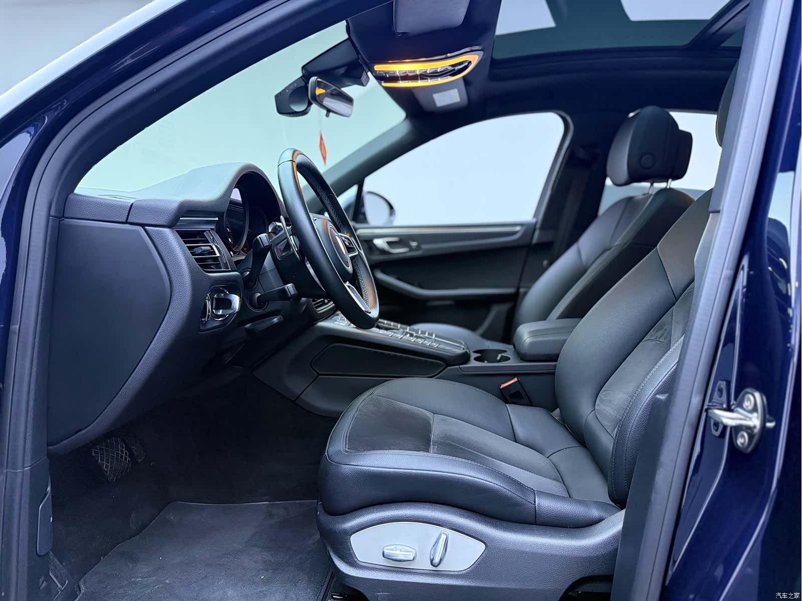 Porsche Macan, 2019 все фото