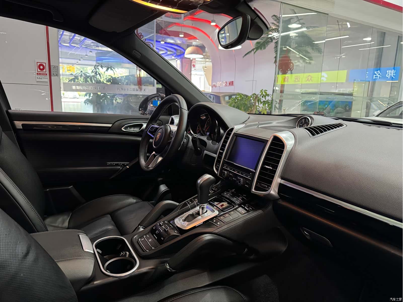 Porsche Cayenne, 2015 8