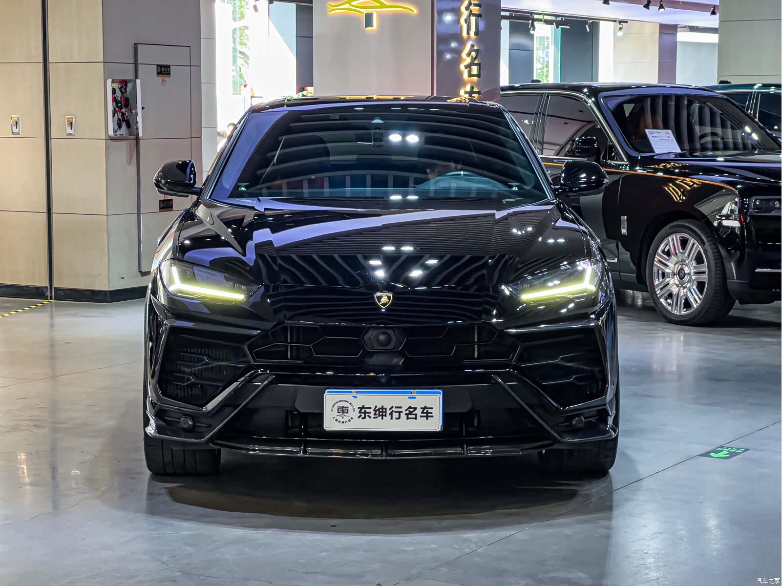 Lamborghini Urus, 2019 2